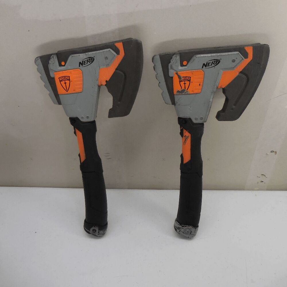 2 Nerf N-Force Klaw Hatchet foam battle throwing Axe Hasbro 2009 Cosplay 14" toy